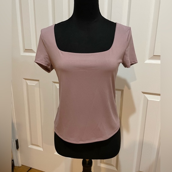 NWT Vine and Valley Lavender Top - Picture 3 of 8